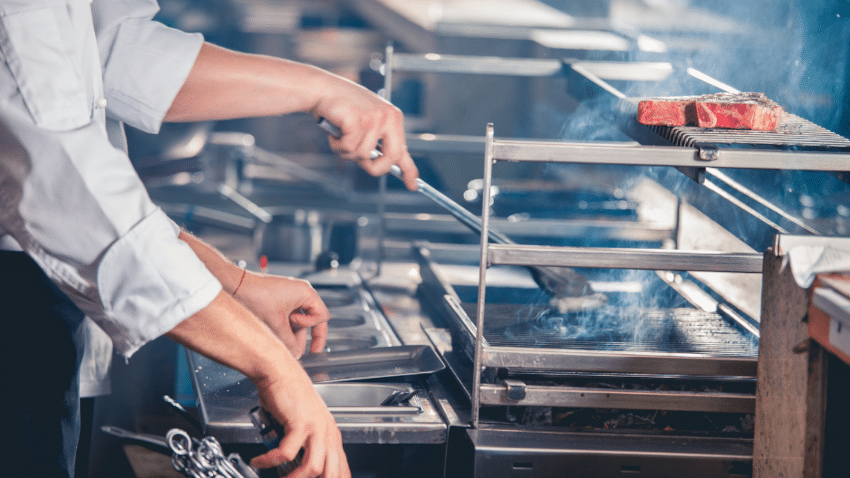 Gefahren von Teflon mit PFAS in VErbindung mit Hitze