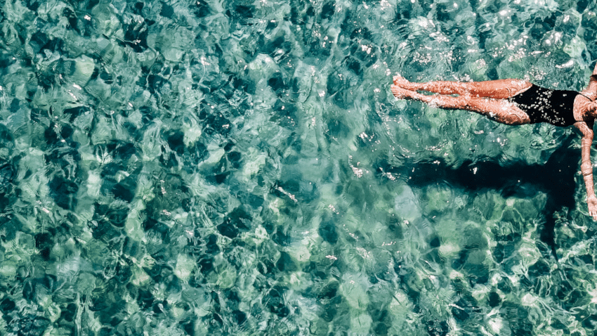 Schwimmen mit Periode | 3 Basics, die du dir bewusst machen solltest