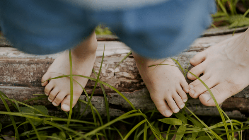 Fünf besondere Kinder-Barfußschuhe im Detail